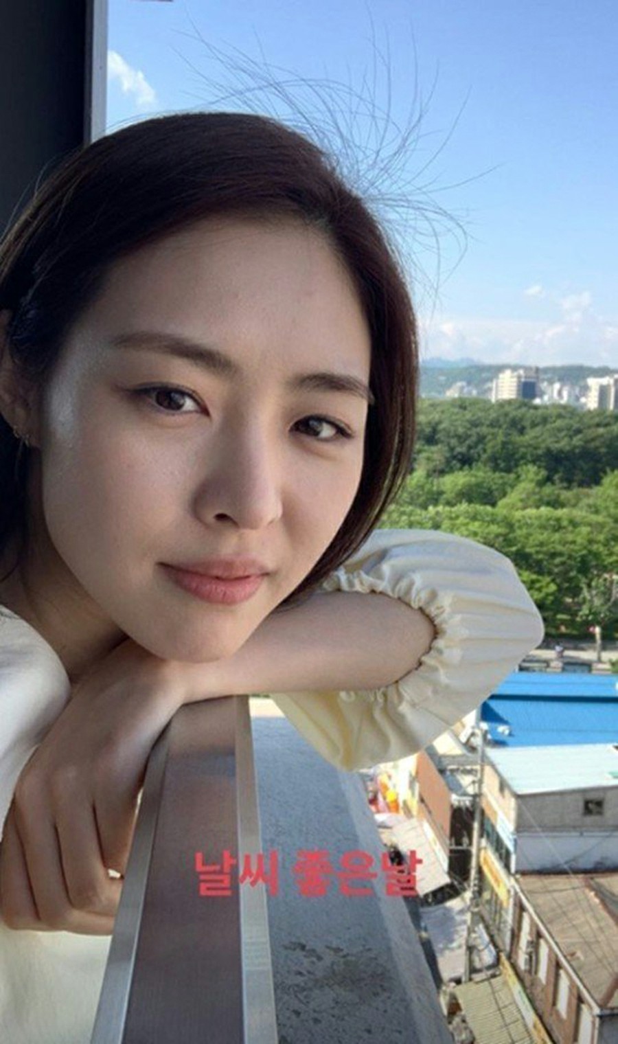 นกแสดงหญง Lee Yeon Hee บนอนสตาแกรมอพเดทการ วนเพอเปนเจาสาวในเดอนมถนายน wowKorea