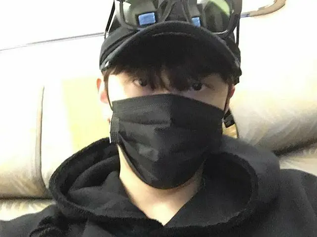 ”BEAST” Jun Hyun, updated SNS. On the plane heading for Hong Kong.