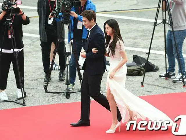 Children graduated · Actress Kim Sae Ron, Red carpet. ”9th Korea TV SeriesAward”, Gyeongnam Cultural