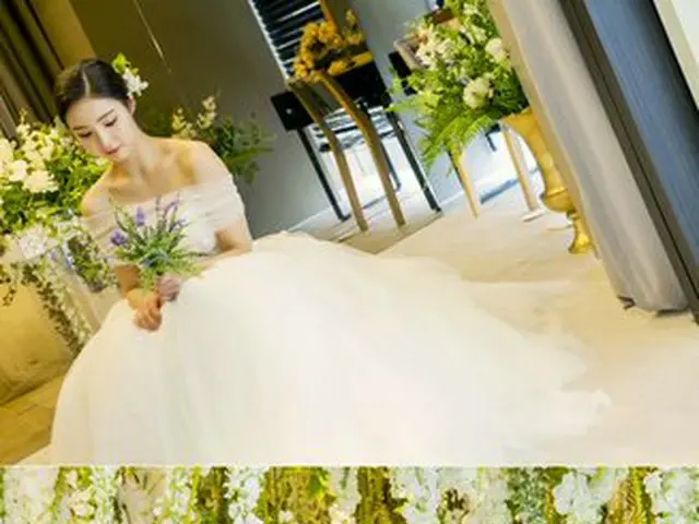 KBS Wed-Thu TV Series ”Black knight”, stills released. Beautiful wedding dressin Sin Se Gyeong.