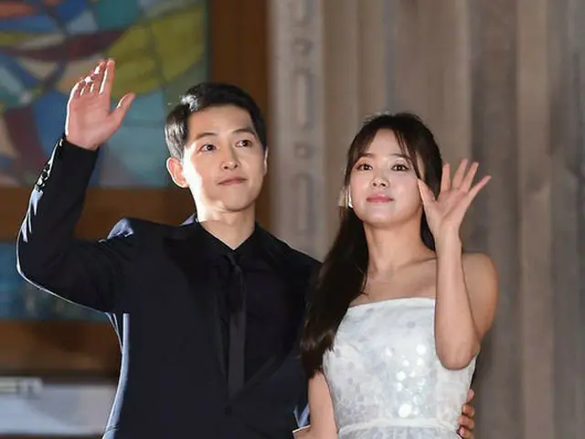 Actor Song Joong Ki, actress Song Hye Kyo and their wife, sightings in theUnited States. - On 9th, t