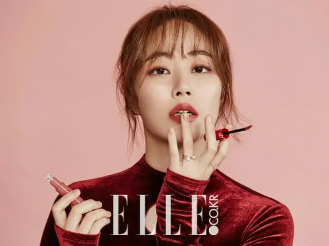 Actress Kim Hyo Jin, released pictures. Magazine ”ELLE”.