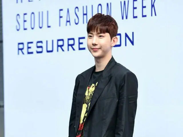 2AM Jo Kwon, ”2017 F ​​/ W HERASeoul Fashion Week” attended the RESURRESCTIONfashion show.