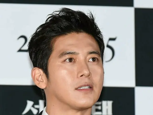 Ko Soo attended the media preview of the movie ”Murder of the Masonry House”.