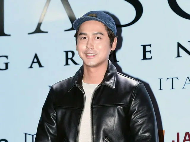 Click-B การหย่าร้างของจินเซียงเหอเป็นปี ... 7 เมษายนที่แล้วเรามีงานแต่งงาน .