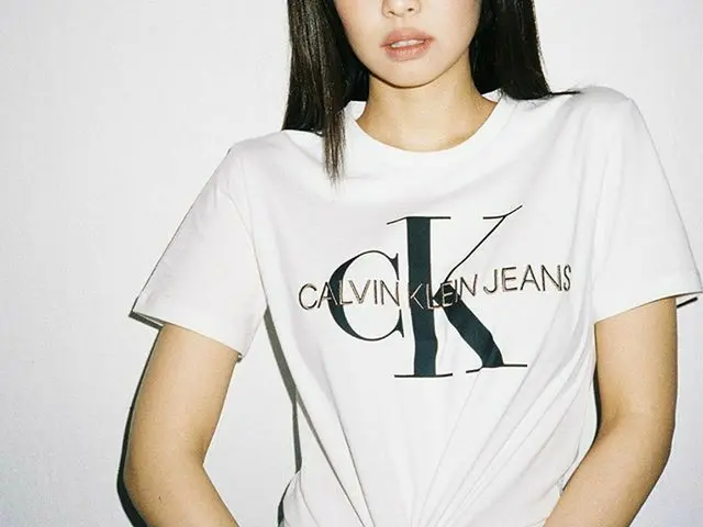 [G เป็นทางการ] BLACKPINK_ Jennie， @ calvinklein  