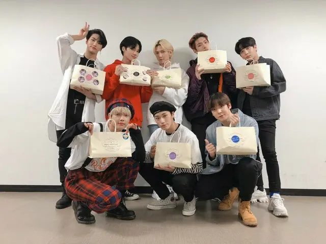 [สูตร T] ATEEZ [📷] ATEEZ วันนี้  ฉันไม่ได้ทำงานเป็นเวลานานแล้วที่อาติรอ  เวที '