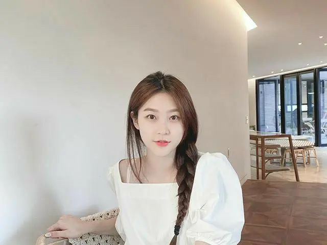 [Formula G] นักแสดงหญิง Jin Sailong ถ่ายรูปเมื่อสองสามวันก่อน  ฉันเขียนหน้ากากทั