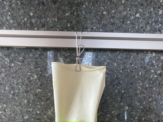 หัวข้อ "ถุงมือยางหัวไชเท้า" ของ EXO Baekhyun เป็นประเด็นร้อน ..  ●โพสต์สิ่งจำเป็