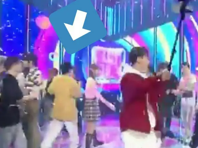 EXO CHEN คือ "การแต่งงานระหว่างคู่สมรส" และเป็นสถานที่สาธารณะแห่งแรกในเกาหลีใต้ท