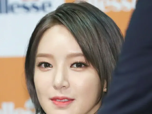 ”AOA” former member Choa and Jimin only Hot Topic are not following Instagram... ..