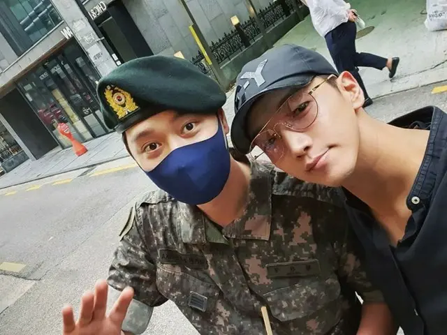 #Changcheng (2PM) วันหยุด  ● Jun.K ยังเป็นเพื่อนที่ดี  ●เมื่อภาพถ่ายถูกโพสต์บน S