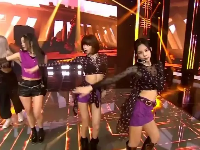 #BLACKPINK อันดับหนึ่งของวันนี้ .. 