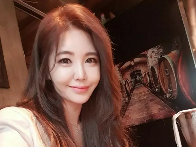 นักแสดงสาวคังเยบินเรียกร้องให้ชายลึกลับที่อ้างว่าเป็นคนรักออนไลน์ของเขาหยุดใช้ S