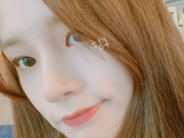 [T Official] LABOUM, [#Solbin] Latte 💗 Warm up with clothes for the coldweather. Try not to catch a