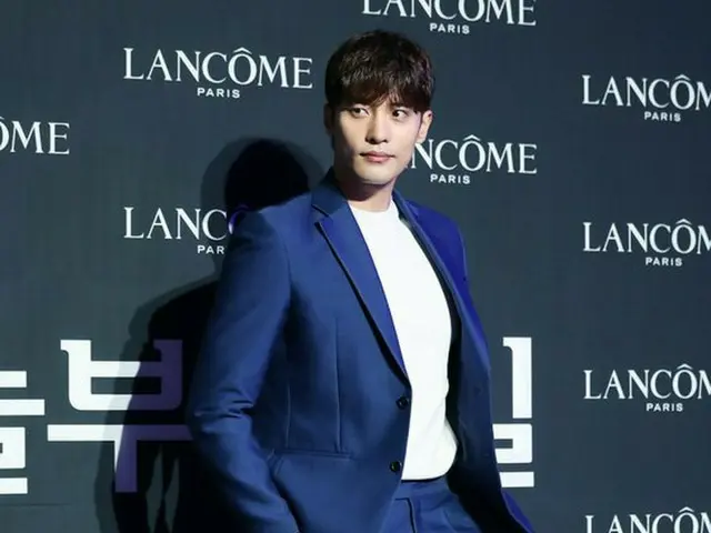 Actor SungHoon, attending cosmetic brand photo event. @ Seoul · Platform elcontemporary art center.