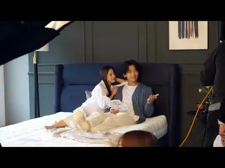 วิดีโอการถ่ายทำ Rain (Bi) _ และ _ Kim Tae Hee จากสถานที่ถ่ายทำโฆษณากำลังเป็นประเ