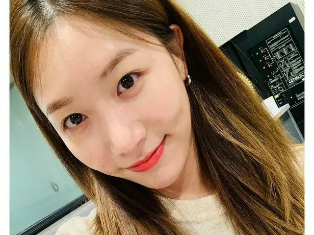 [T Official] LABOUM, [#LABOUM] LABOUM selfie When you look at it, your heart isbooming 💖 👉 Especia