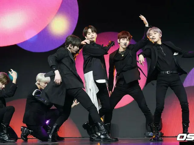 A splendid performance in the showcase of DRIPPIN's 2nd mini album ”A betterTomorrow”.