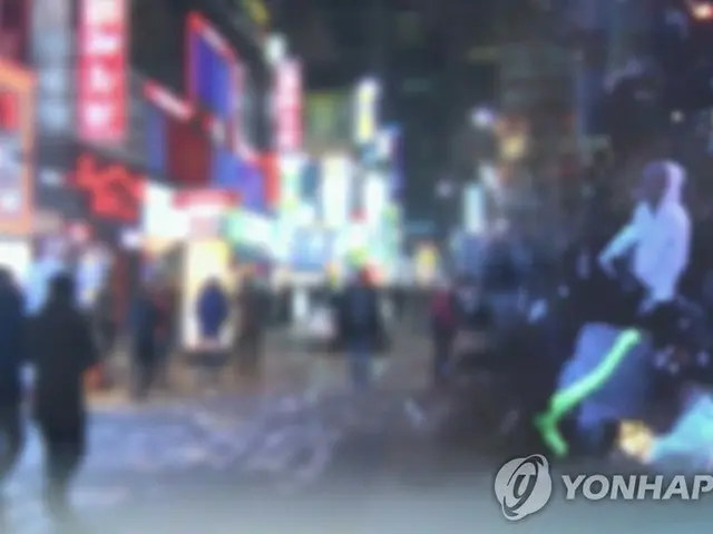 จะเปิดอีกครั้งในเวลาเที่ยงคืนในอาคารที่ถูกจับกุมหลังจากเกินเวลาทำการที่ จำกัด ไว