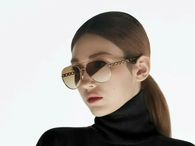 นักร้องโซมีนางแบบ "2021 Glasses Global Movement" ของ LOUIS VUITTON ..