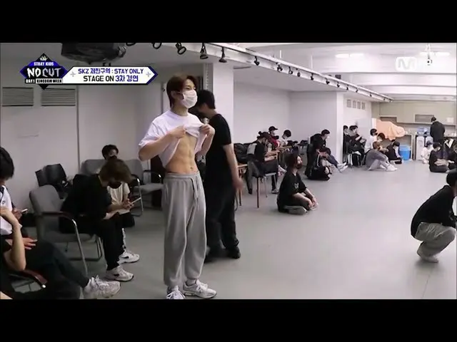 [mnk อย่างเป็นทางการ] [ตอนที่ 1] "ความลับของ 8K Abs" ใครคือตัวเอกที่ "ชัดเจน" แล
