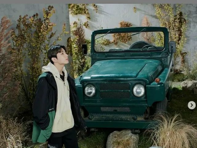 รูปภาพของจองกุกและปี 2021 FILA EXPLORE COLLECTION ได้รับการเผยแพร่แล้ว .