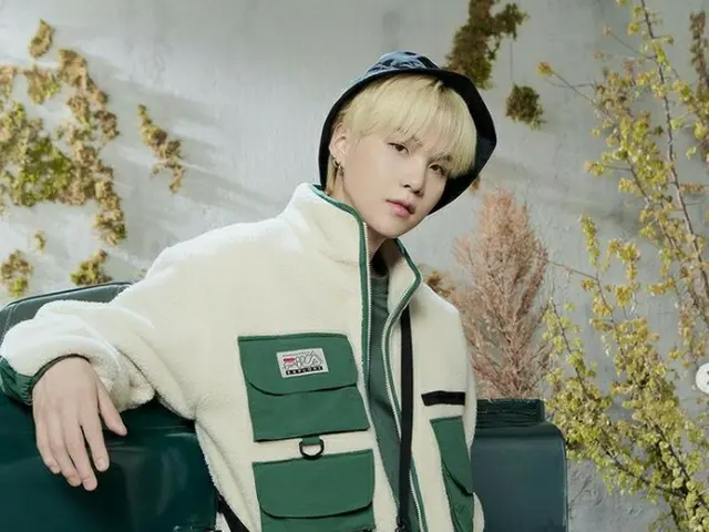 SUGA (BTS) และ 2021 FILA EXPLORE COLLECTION เปิดตัวรูปภาพ .