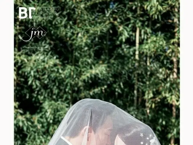 SUNNYHILL Binna เปิดเผยภาพถ่ายงานแต่งงานของเธอในวันที่ 23 ฮันนีมูนในนิวยอร์ก ..