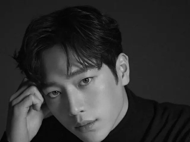 นักแสดง Xu Kangjun เข้าร่วมกองทัพเมื่อวันที่ 23 ไม่เปิดเผยสถานที่และเวลา ..