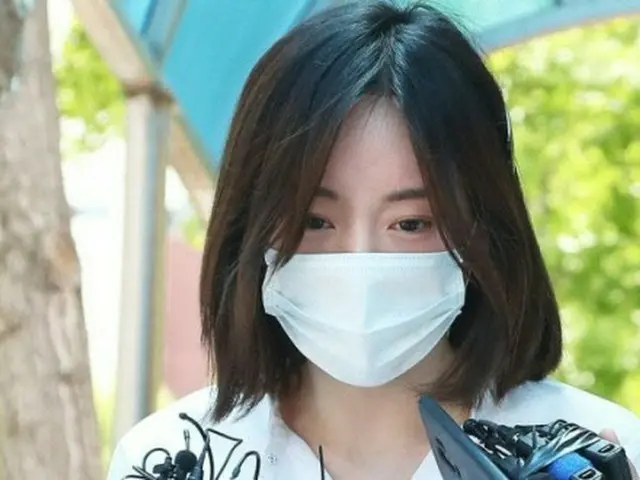“เจ้าหญิงน้ำนม” หวง ฮ่าวน่า เสพยาระหว่างถูกคุมประพฤติและถูกตัดสินจำคุก 1 ปี 8 เด