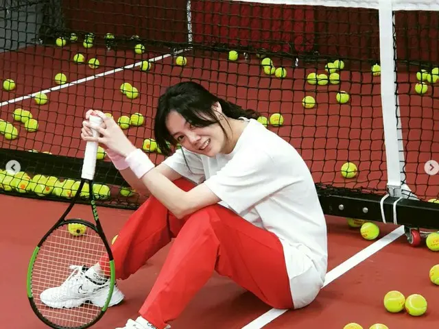 Actress Ko Eun A denies Love Affair Rumors with tennis coach. .. ..