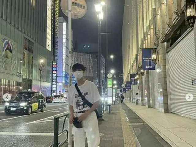 NCT แทอิลบอกคุณว่าเกิดอะไรขึ้นในญี่ปุ่น เดินเล่นในชินจูกุซังโชเมะตอนกลางคืน ..