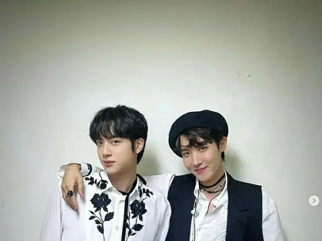 การแลกเปลี่ยนระหว่าง JIN และ J-HOPE บน Instagram กลายเป็นประเด็นร้อน .. ● J-HOPE