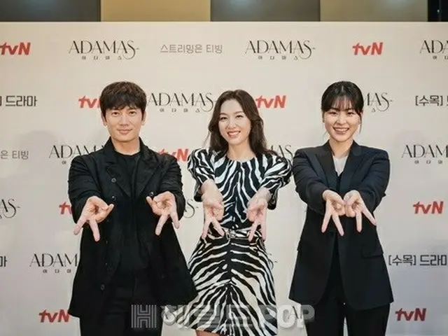 Actors Jisung, Seo JiHye, Lee SooKyung, and Heo Sung Tae, attended theproduction presentation of tvN