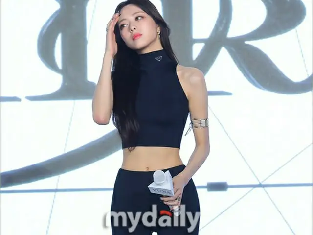 มินิอัลบั้มชุดที่หก "CHESHIRE" ของ ITZY Yuna จุดประกายการถกเถียงอย่างเผ็ดร้อนในง