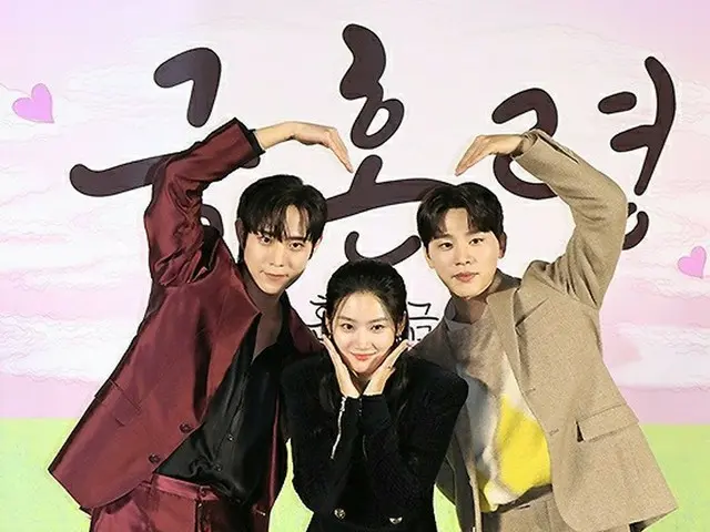 นักแสดงคิมยองแด พัคจูฮยอน และคิมอูซอก เข้าร่วมการประชุมการผลิตละครวันศุกร์และวัน