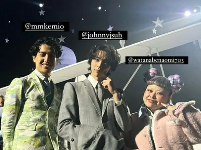 Johnny (NCT) released the three-shot photo with = Naomi Watanabe & Kemio. Itbecame a Hot Topic. . .