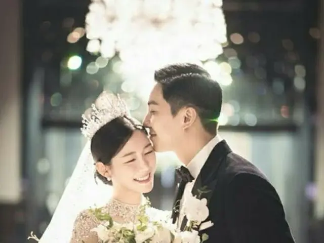 อีซึงกิ (Lee Seung Gi) และอีดาอิน (Lee Da In) บริจาคเงิน 110 ล้านวอน (ประมาณ 10 