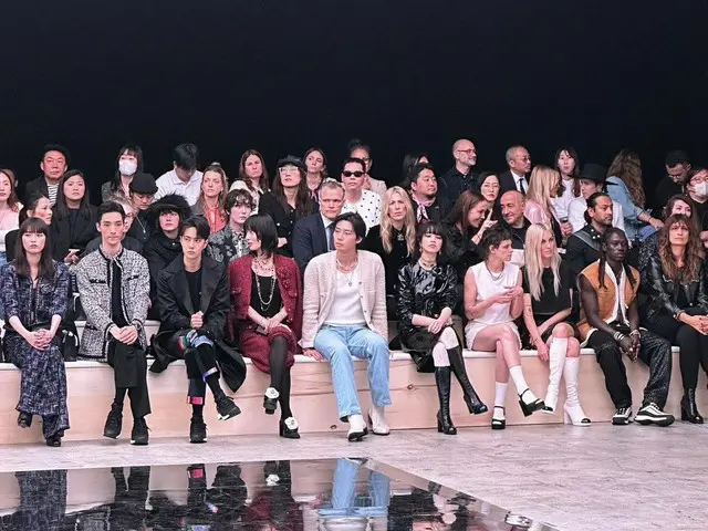 พัคซอจุน, นานะ โคมัตสึ และไอ ฮาชิโมโตะ เข้าร่วมงานแฟชั่นโชว์คอลเลคชั่น "Chanel" 