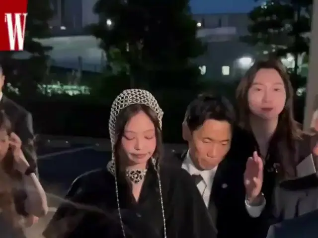 JENNIE_&_Park Seo Jun, "Chanel" 2022/23 Metiers d'Art Collection Show @WKOWREA .