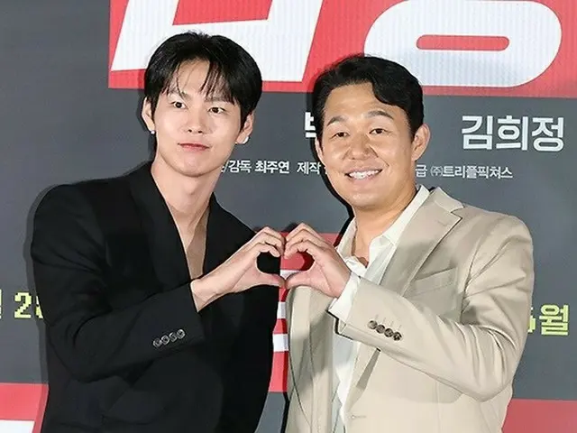 นักแสดง Park Sung-woong, Park Sun-ho และ Kim Hee-jeong เข้าร่วมงานเปิดตัวสื่อและ