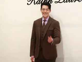 Kim WooBin เข้าร่วมการประชุมผ่านภาพถ่ายการนำเสนอของ Ralph Lauren SPRING 2024