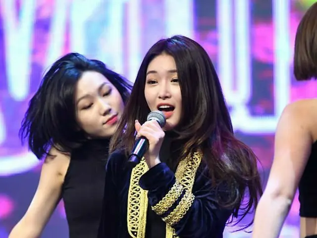 Singer CHUNG HA, ”2017 CASS POINT AWARDS” Celebration stage.