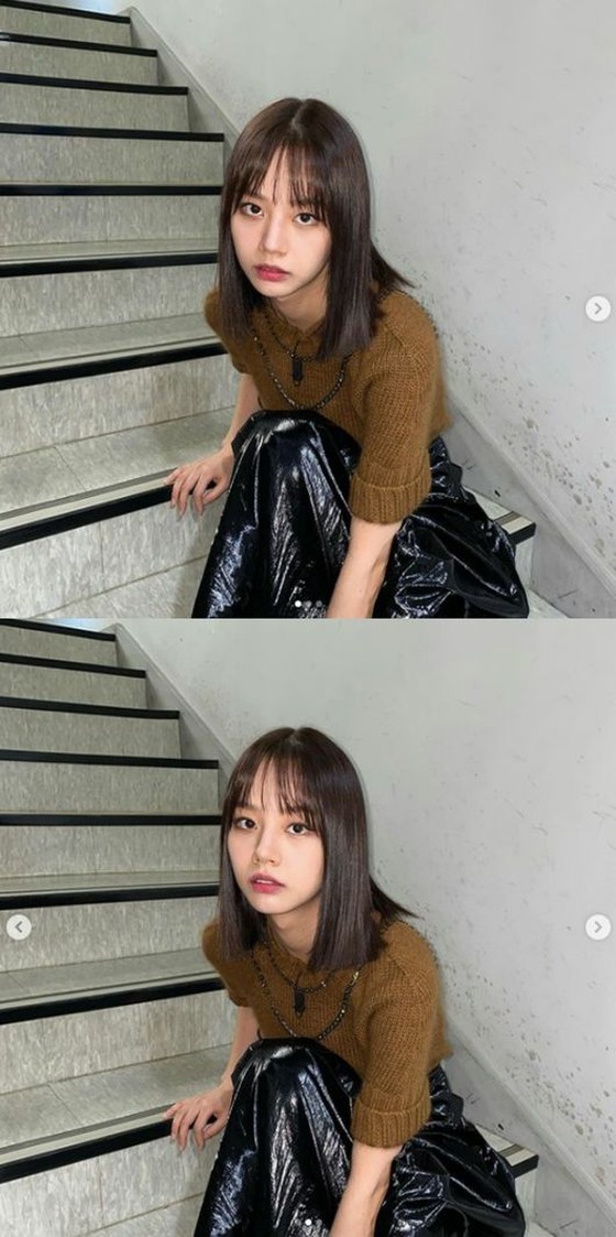 HYERI (Girl's Day) ออกเดทกับนักแสดงรยูจุนยอลดูเหมือนโฆษณาแม้ว่าจะถ่ายบนบันไดก็ตาม