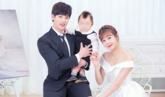 Elai (อดีต U-KISS) และนางแบบ Ji Yeon Soo หย่าร้าง ... "ฉันจะทำให้ดีที่สุดเพื่อลูกของฉัน"