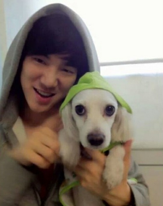 นักแสดง Yoo Yeon Seock และสุนัขที่ได้รับการคุ้มครองมุ่งหน้าไปหาครอบครัว ... "หลังจากลังเลอยู่นาน"