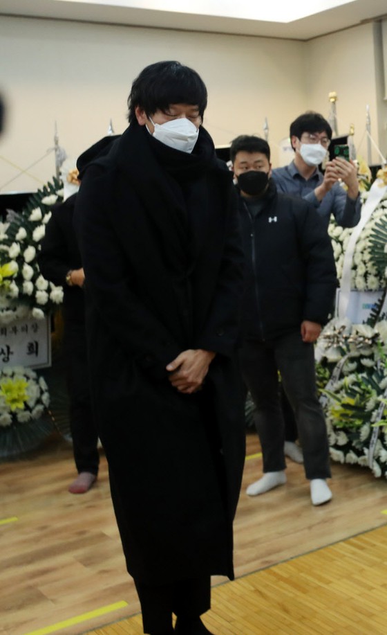 กังดงวอน "Mother in the Movie" Ms. Bae Eun-Sim เรื่อง "Sorrowful Thoughts"