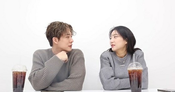 "หนีเกาะคนเดียว" นักเต้นจางฮยอนซึง "ทำไมคุณถึงไป" เกาะสวรรค์ "กับซงเจียแทนอันเยวอน ... "