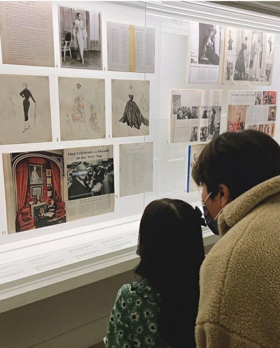 นักแสดงควอนซังอู "Happy Time" ในนิวยอร์กที่ครอบครัวของเขาอาศัยอยู่